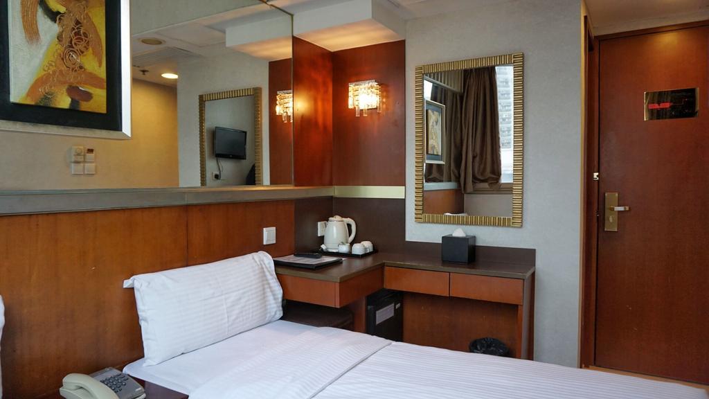 Oriental Lander Hotel Kowloon  Extérieur photo