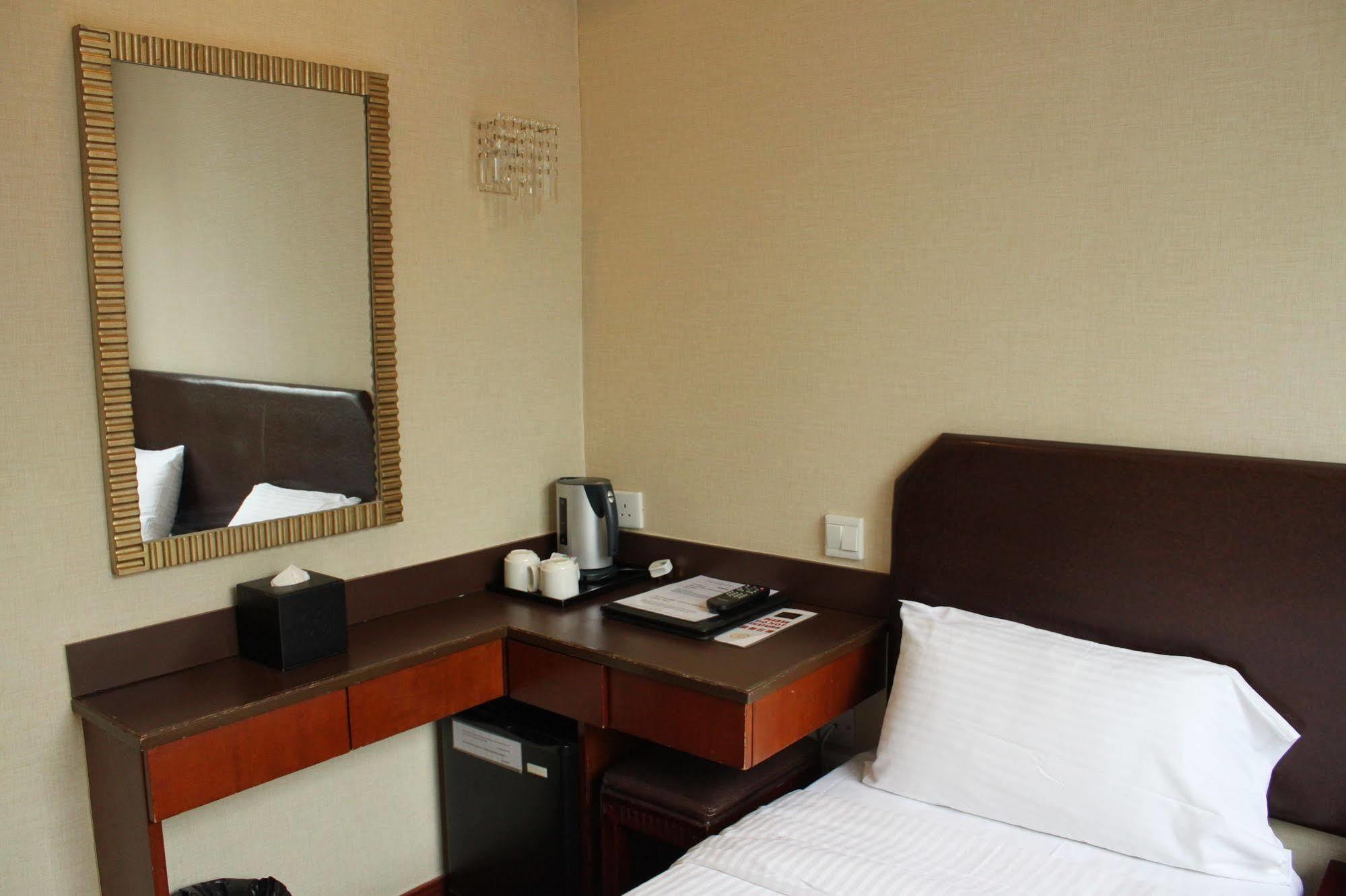 Oriental Lander Hotel Kowloon  Extérieur photo